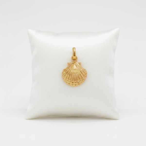 Dije Concha 18K