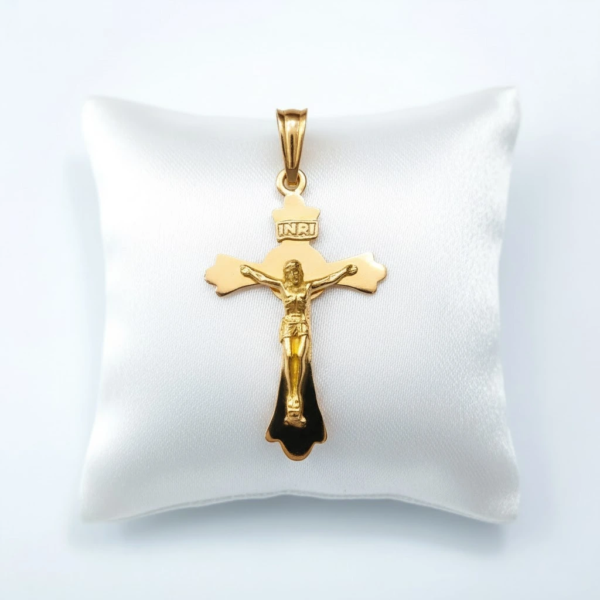 Dije Cruz 18K