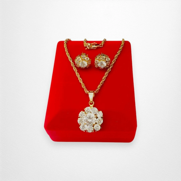 Set Cadena Cordón Torcido con Dije y Aretes de Flor 18K