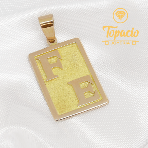Dije Placa con Iniciales Personalizado 18K