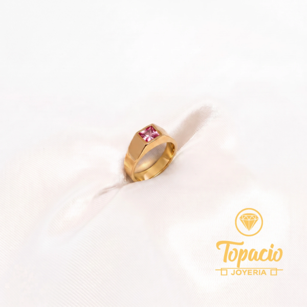Anillo Chevalier con Piedra 18K