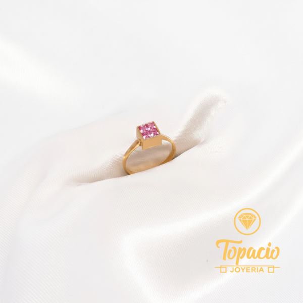 Anillo Piedra Cuadrada 18K