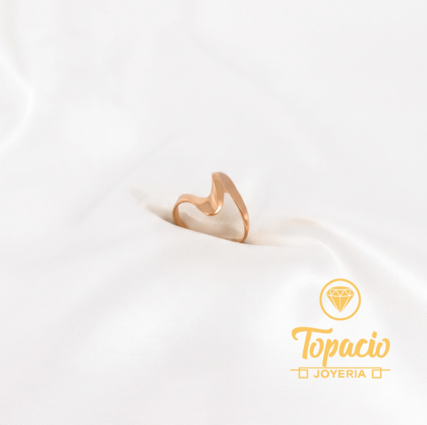 Anillo Modelo Oreja de Elefante 18K
